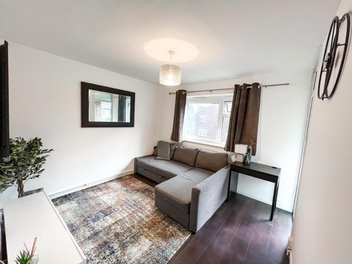 Cozy One Bedroom Flat Near Abbey Wood Station Екстериор снимка